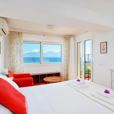 Appartamento Idyllic Beachfront House