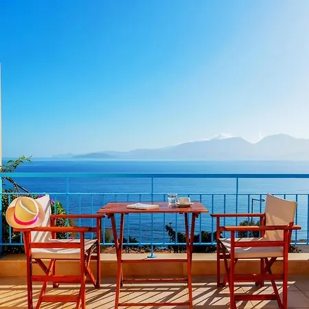 Idyllic Beachfront House